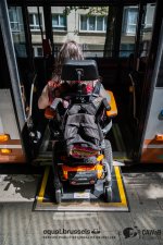 La STIB achète de nouveaux bus hybrides : seront-ils accessibles ?