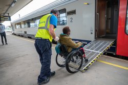 Le train est-il réellement accessible à tous en Belgique ? [Mise à jour - cartes 2025]