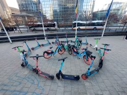 Le trottoir, un espace sacré à protéger des engins de mobilité en flotte libre !